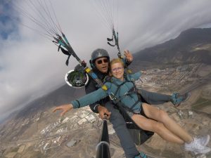 Predy Sky volando con cliente